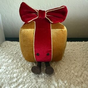 Jellycat Amusable Present NWT
